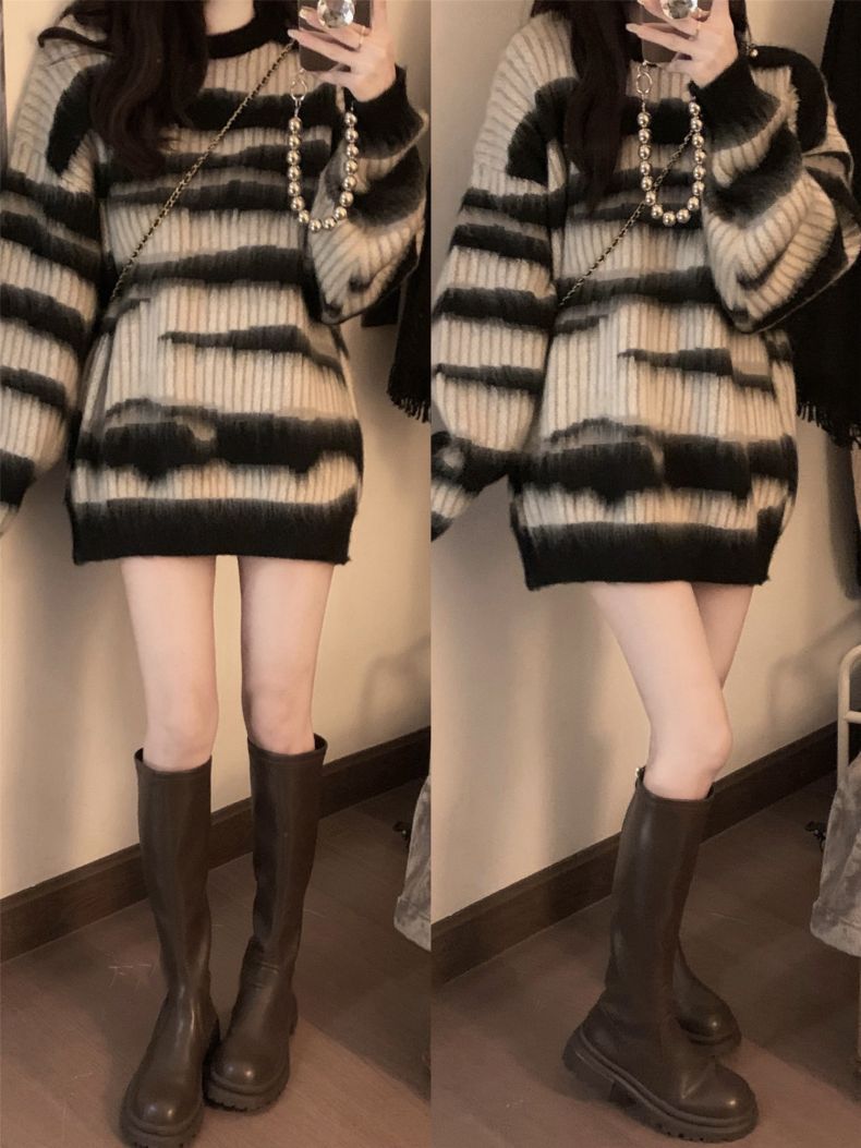 ゆるシルエット｜モノクロボーダーニットワンピース