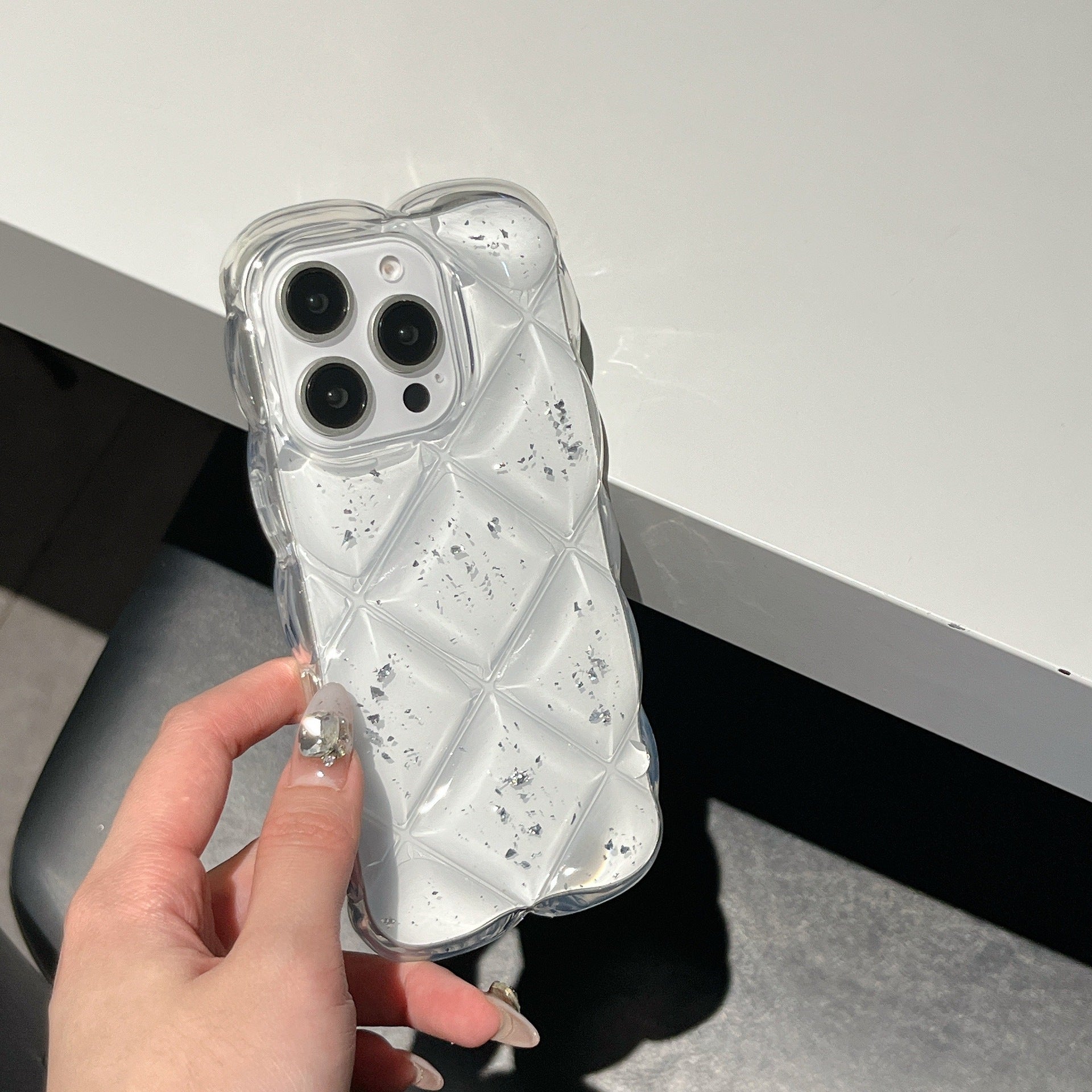 クリアキルティングラメiPhoneケース