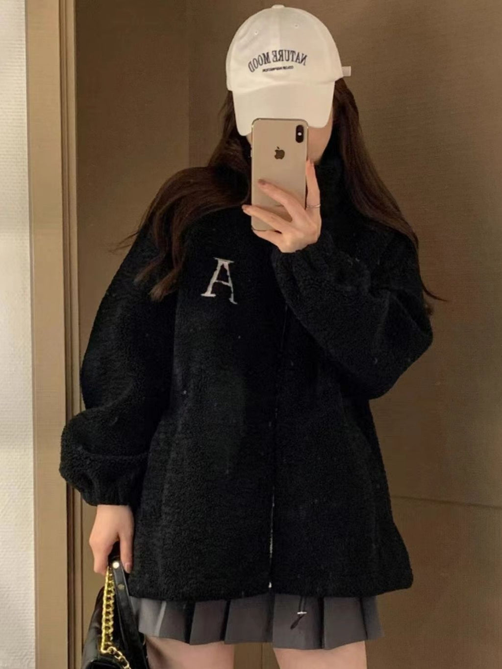 ロゴ刺繍ボアジャケット