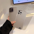 ミラー｜シンプルで洗練されたiPhoneケース