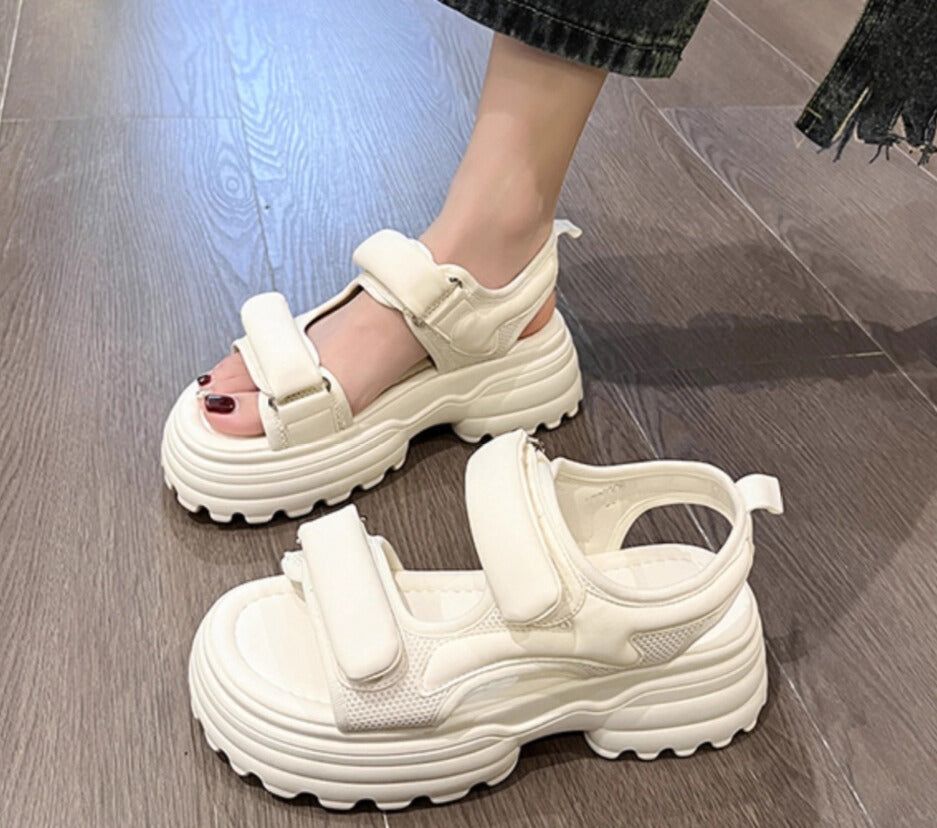 ダブルベルト｜スポーティー厚底サンダル