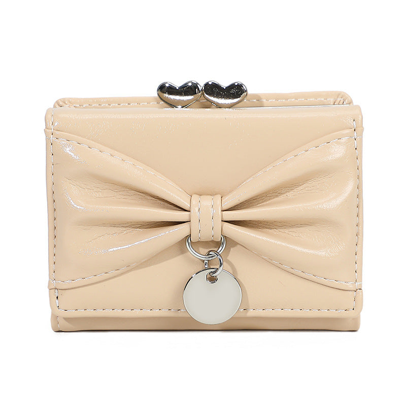 リボンチャーム｜ダブルハート留め具付き三つ折り財布