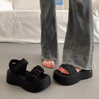 ギャザーデザイン｜厚底サンダル