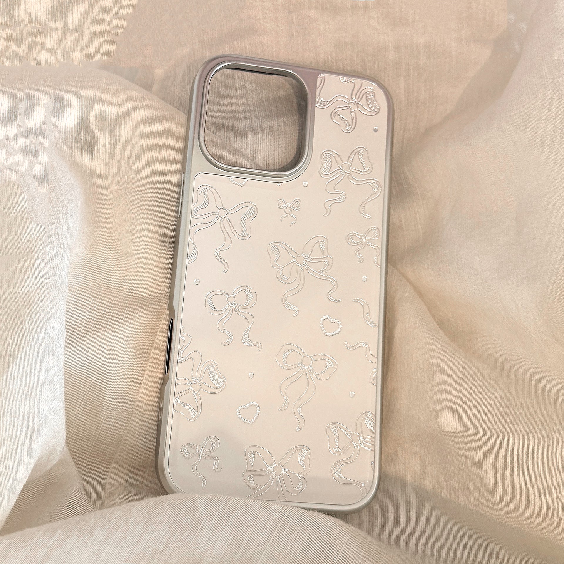 リボン柄クリア｜ホワイトデザインiPhoneケース