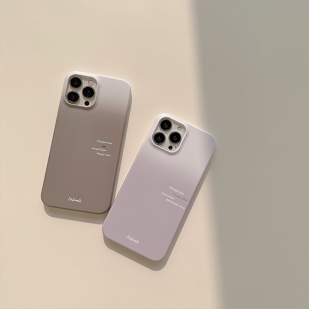 グラデ×ロゴ｜抜け感たっぷりiPhoneケース