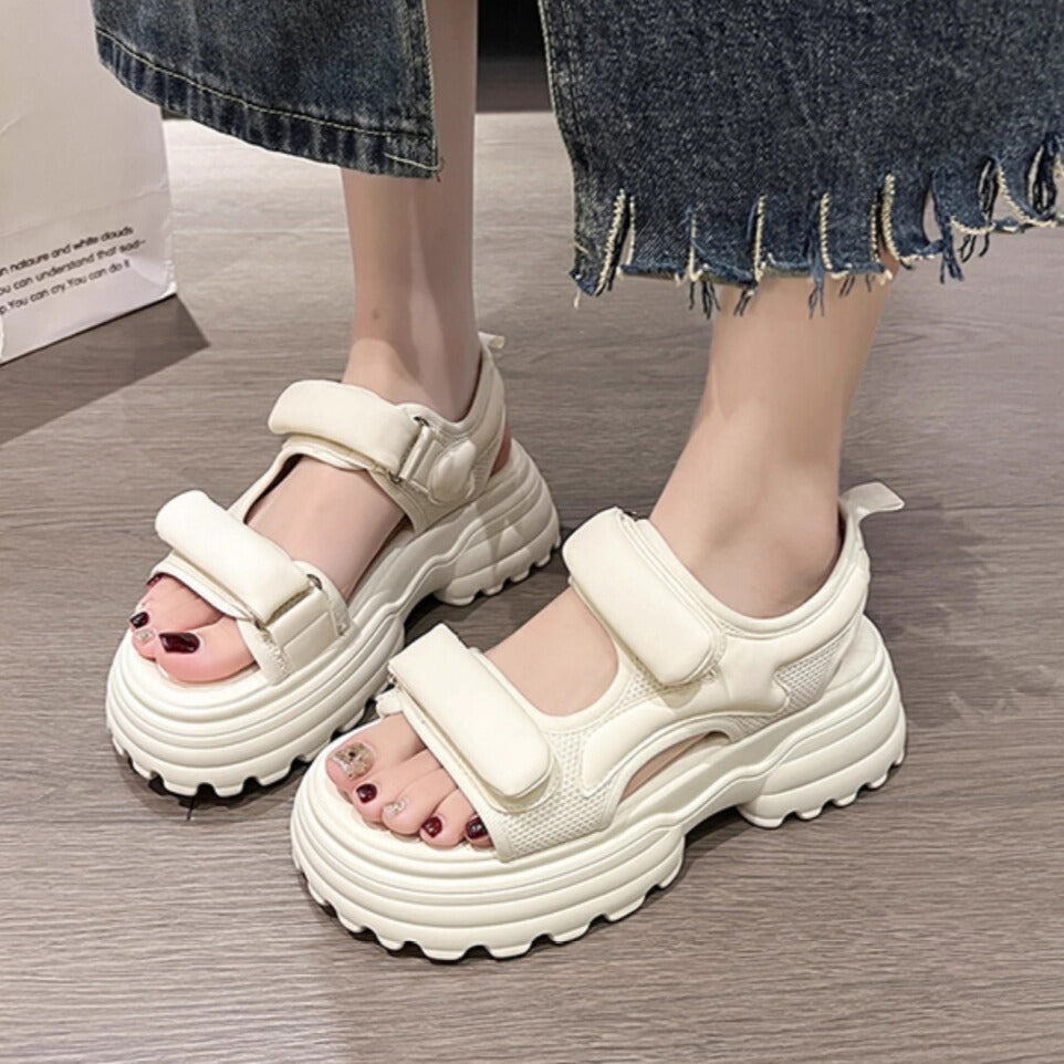 ダブルベルト｜スポーティー厚底サンダル