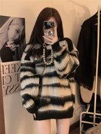 ゆるシルエット｜モノクロボーダーニットワンピース