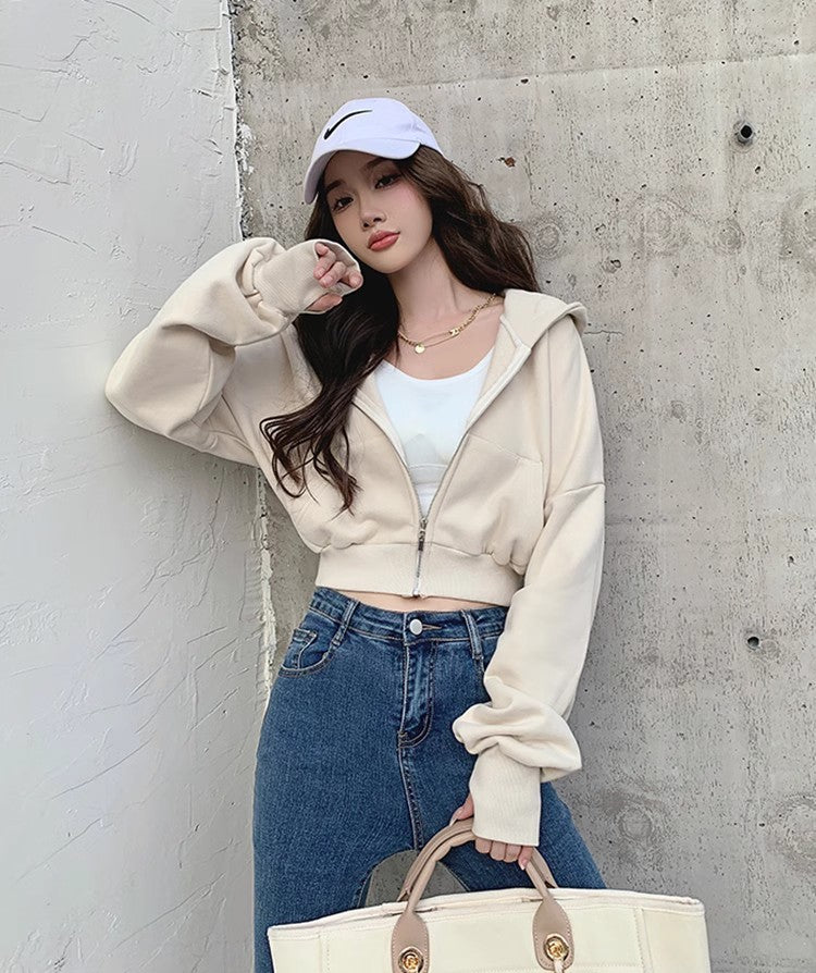 ベルベット裏地｜クロップド丈ジップアップパーカー