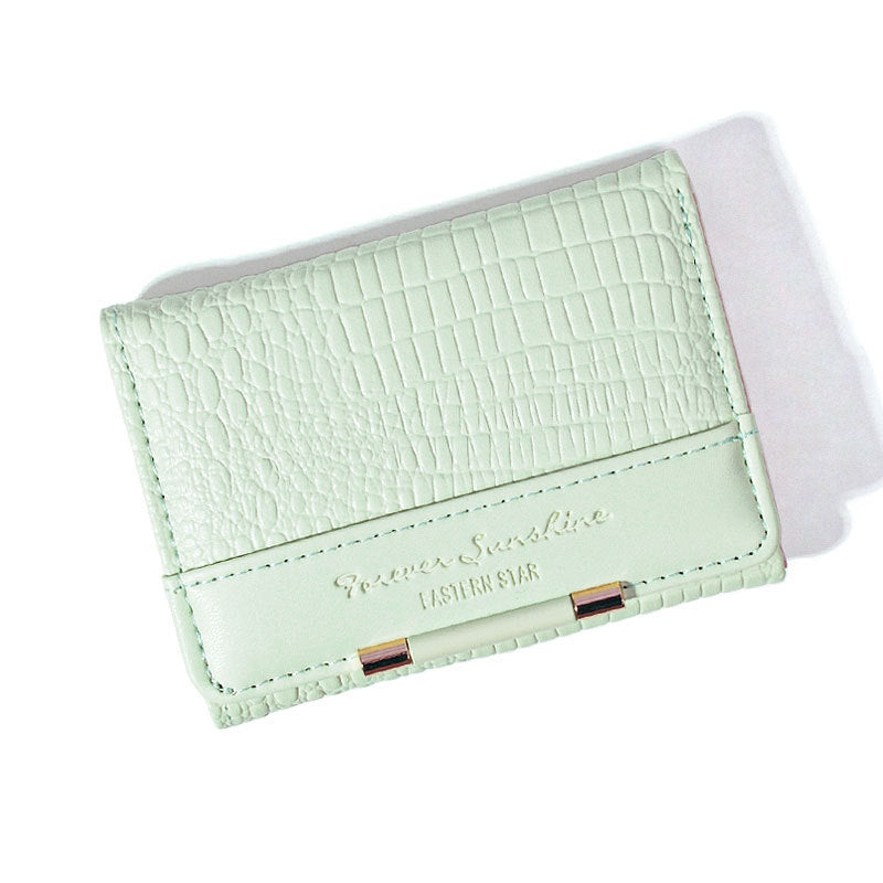 クロコ調デザイン｜コンパクト三つ折り財布
