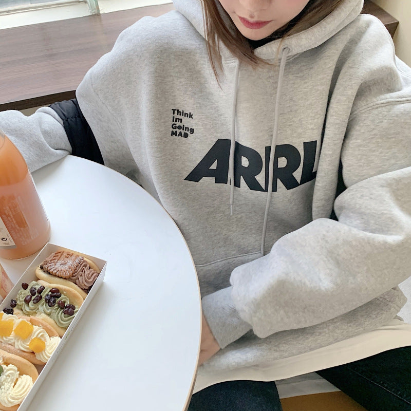 ビッグロゴフーディ｜ゆるだぼパーカー