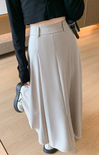 タック入りデザイン｜上品ロングスカート