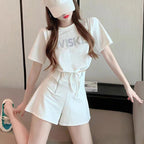 ショルダーカット｜ロゴT＆ショートパンツセットアップ