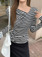 ドレープネックロングスリーブトップス